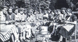 1 Kartoffelnschälen 1951